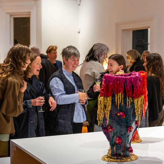 WELCOME TO SUMMER PARTY
Let’s kick off the summer season in style! On 24 November, join us from 5:30 PM for a fizzy evening of art, fun, and music as we celebrate the closing of DESIGN FRINGE and the opening of 𝙂𝙖𝙩𝙝𝙚𝙧𝙞𝙣𝙜 𝘿𝙪𝙨𝙩. 
lindenarts.org/community/even…