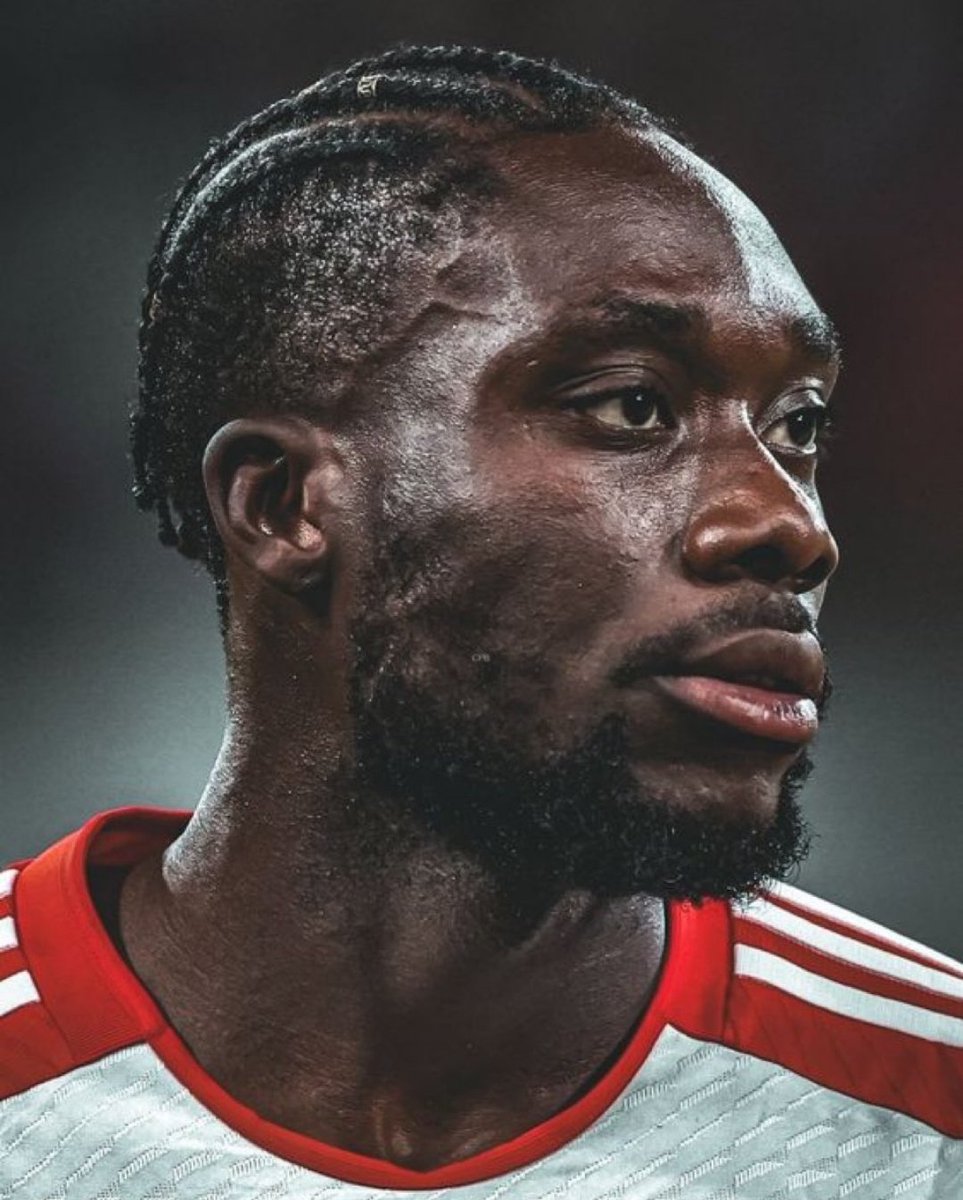 BundesInsider's tweet photo. 🚨 Alphonso Davies RECUSOU-SE a renovar com o Bayern de Munique e SÓ PENSA no Real Madrid! 🇨🇦⚠️

🗞 @marca (🌘) https://t.co/mi0ZlBHBbx