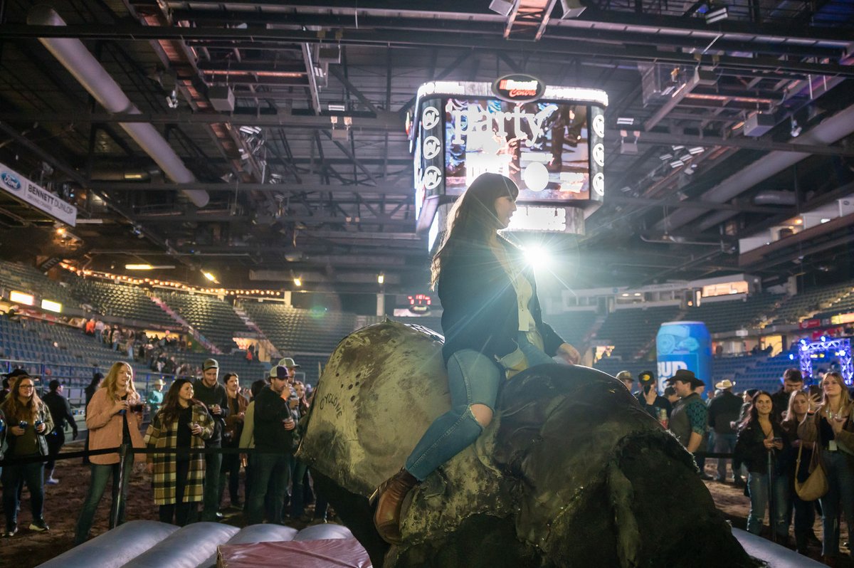 Tourism Regina tweet media