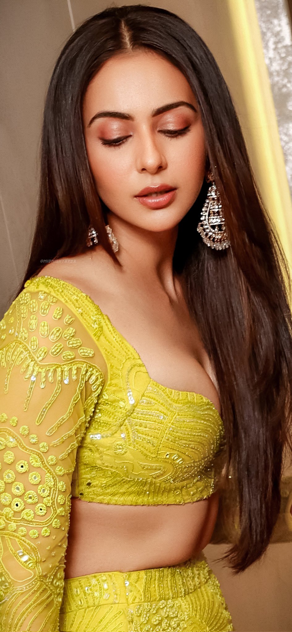 F-2kAmIbMAAmTVo?format=jpg&name=large