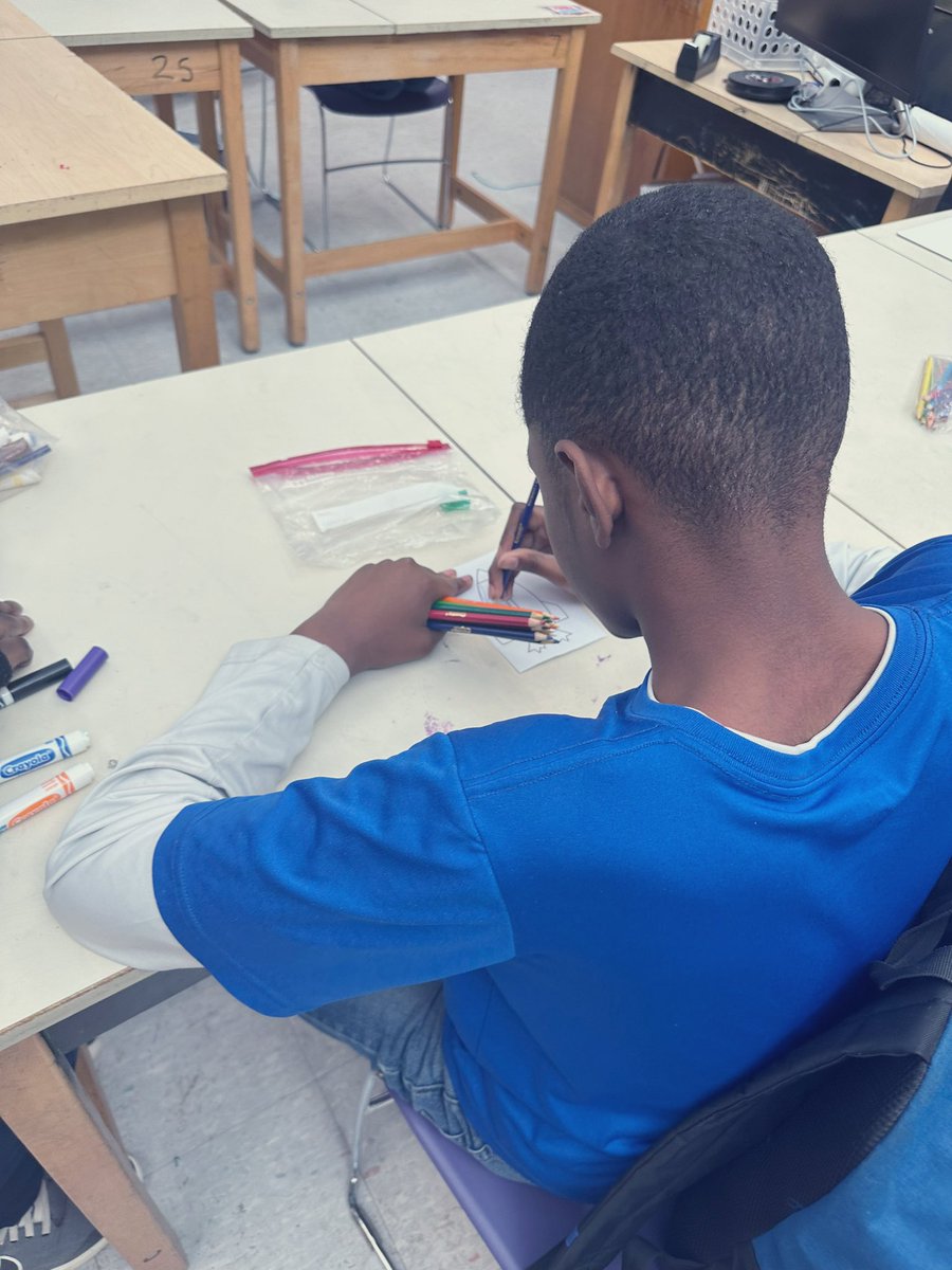 HokePam's tweet photo. We had a blast in STEM today making RoCkets !! 🚀🚀@DRMSdolphins @MisterPerry05 🐬🐬🐬🚀🚀 https://t.co/lYLeHynqdk