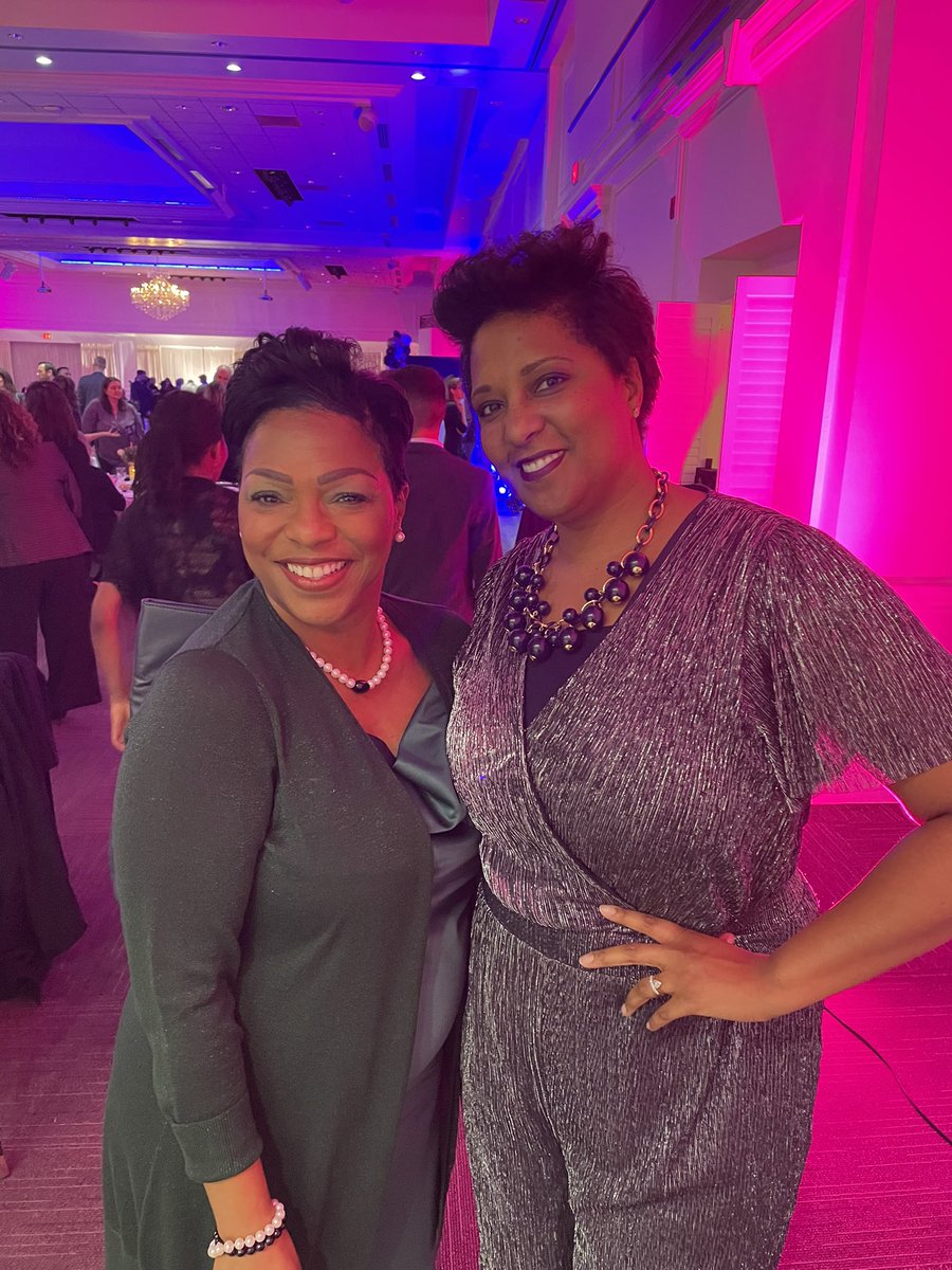 DavisJSW1's tweet image. Great start to the evening with Bishop Crosby @haltonccf @HCDSB @TaniaKayemba add