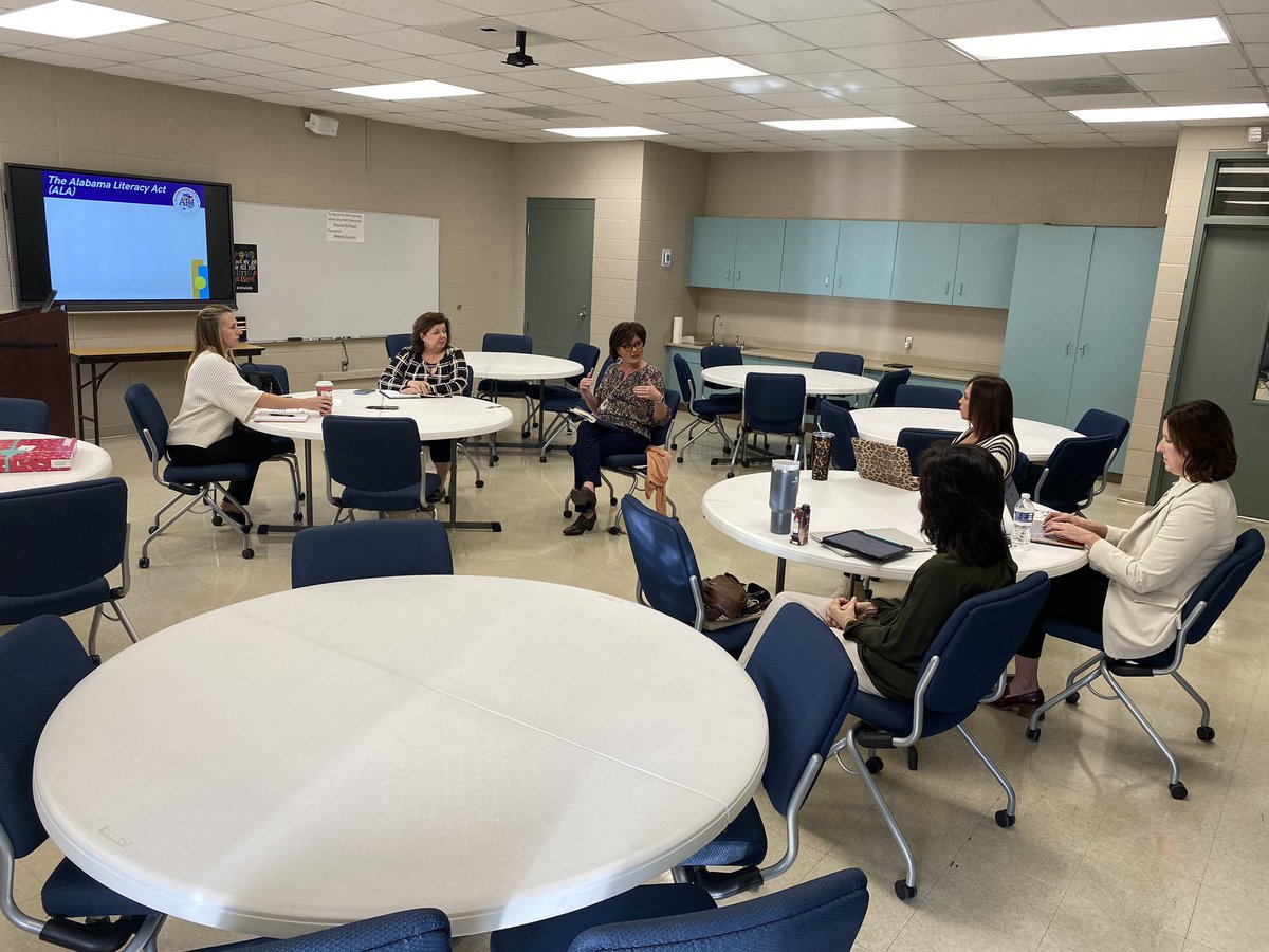 ctate02's tweet photo. We left Region 1 Collaborative with knowledge of ALA thanks to our @Alabama_Reading partner @DrAmyJones. And we left full of gratitude for our amazing team. I’m blessed because of these folks. @UNAinservice @amstiuna @OMIALSDE @AlabamaMTSS @mjshields @ALSDEOSL @AlabamaAchieves https://t.co/NUqtJX04CL