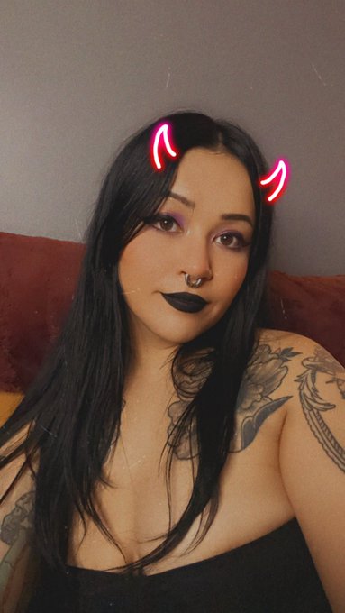 I&rsquo;m available to FaceTime tonight😘 Send me a tip on cashapp with ur contact info to hmu💗 #nsfwtwt #lewdrp<a href="/tag/lewdrp"class="tags"><span>#lewdrp</span></a><a href="/tag/nsfwtwt"class="tags"><span>#nsfwtwt</span></a>