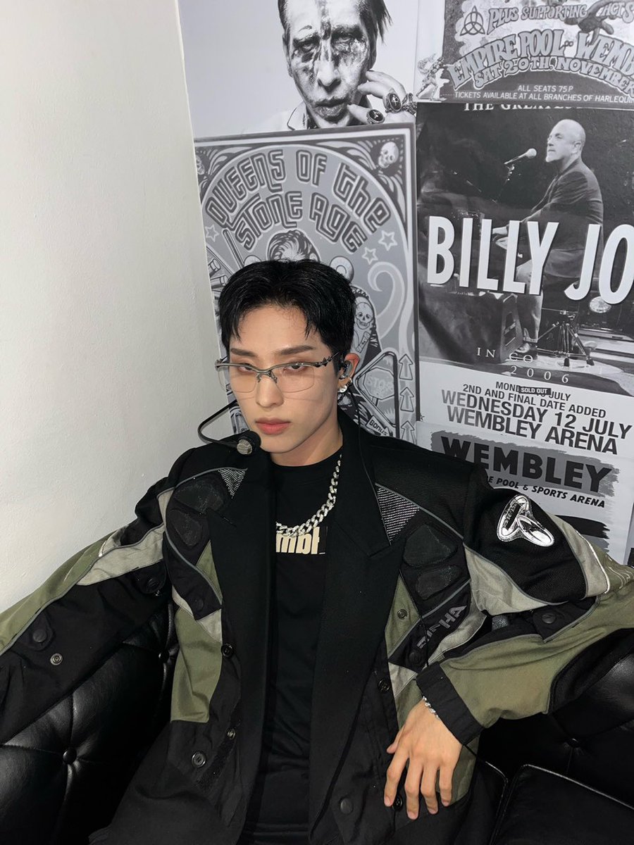 P1H_members tweet picture