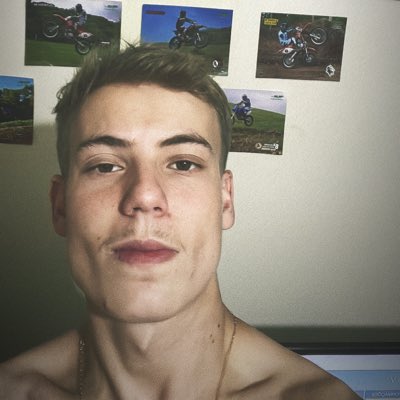 OL1v31R4_W's tweet photo. #NovaFotoDePerfil https://t.co/d8mjzwAGhb