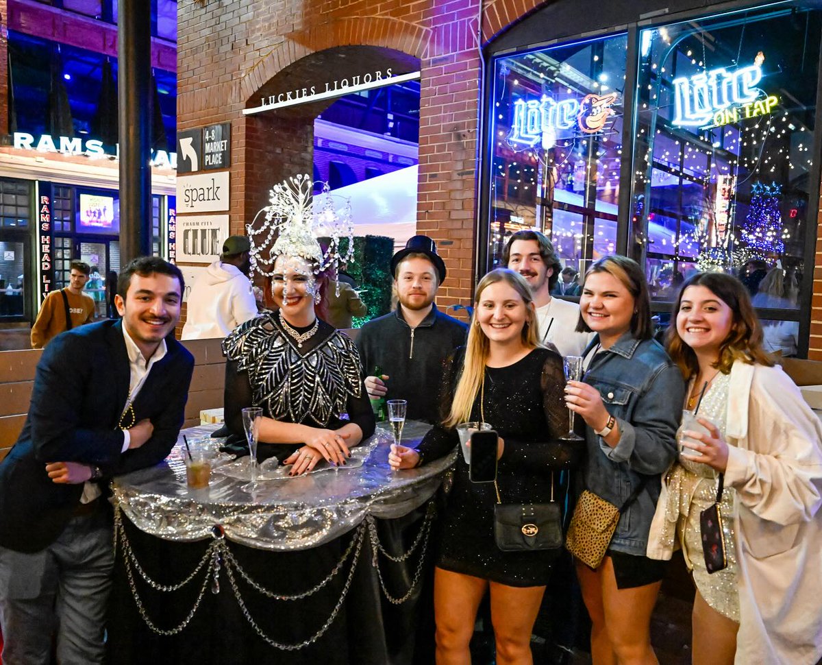 LAST CHANCE to get tickets at the CHEAPEST PRICE for NYE! 💸🎇 Your ticket includes ALL YOU CAN DRINK &amp; EAT at 9 bars 😮‍💨 Click here to get them now!!!! 👉 bit.ly/3ubm6HE
Prices increase 11/15 &amp; will continue to rise so think AND buy quickly! 👀