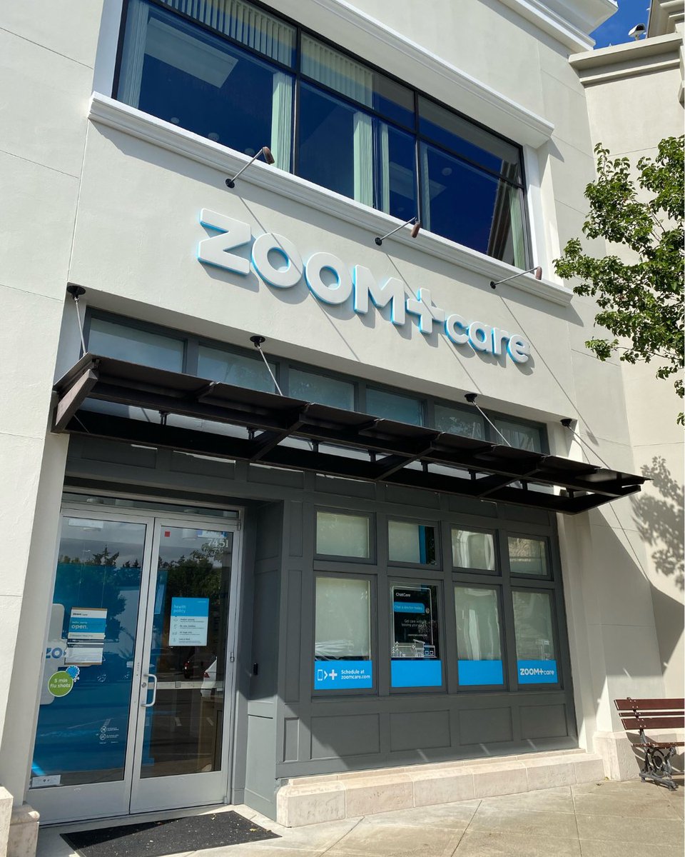 Sure, this fall has featured a little sunshine here and there, but make no mistake- flu season is here! Protect yourself and your loved ones by getting your flu shot at ZoomCare 💉🍂

#ZoomCare #BeyondBetter #FluSeason