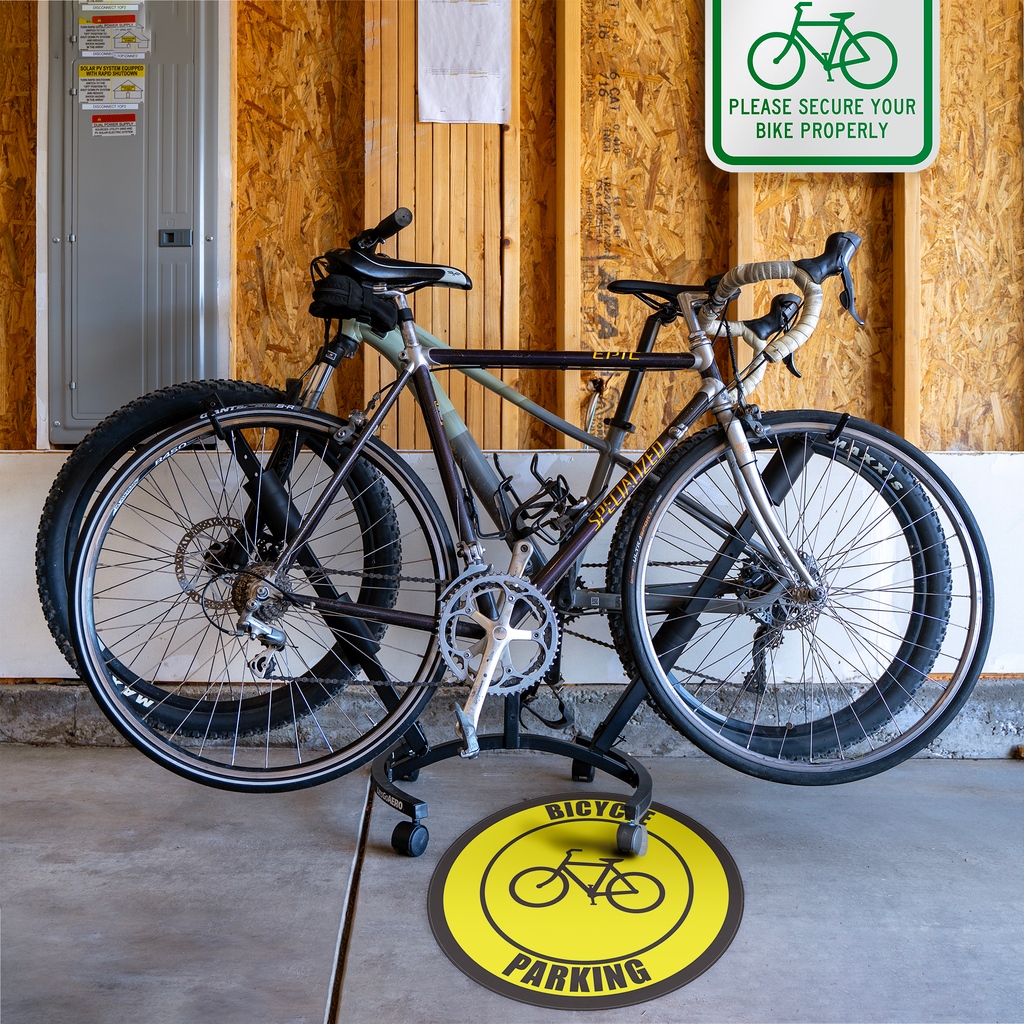 LetsGoAero's tweet image. Keep your adventure gear organized and ready to go! Our V-Tree Home Storage Rack is the perfect solution for avid cyclists who value their home as well as their bikes. 

Shop Now: l8r.it/ubU8

#OrganizeYourAdventure #VTree #CyclingLife #lifeofadventure #bikeracks