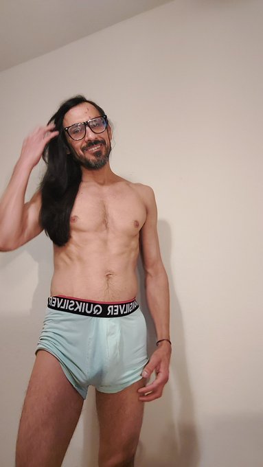 I'm on live cam now sign up here below for the full show #smconnect #streamates #youreherewithme  https://t<a href="/tag/streamates"class="tags"><span>#streamates</span></a><a href="/tag/smconnect"class="tags"><span>#smconnect</span></a><a href="/tag/youreherewithme"class="tags"><span>#youreherewithme</span></a>