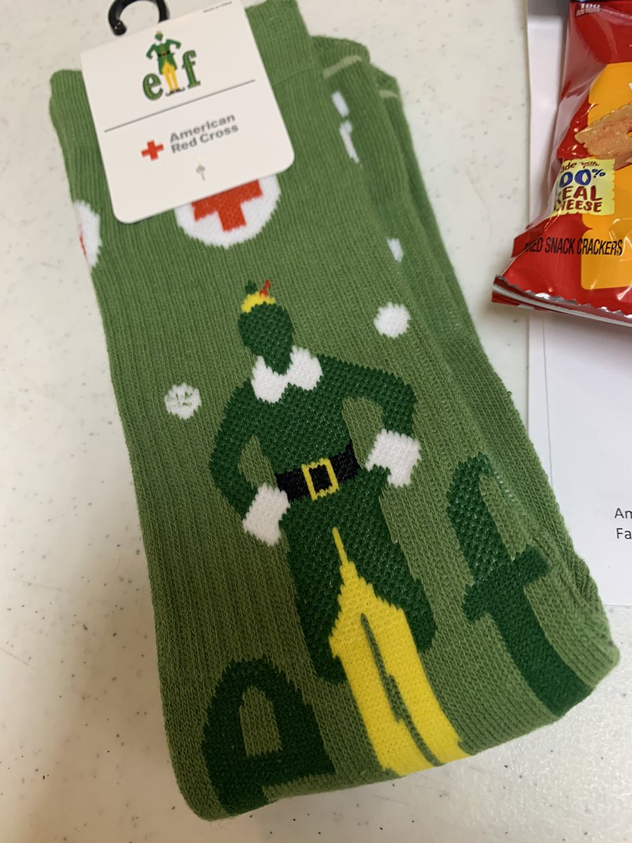 thedullguy's tweet image. Double-Red donation at St. T’s after work today. Seasonal giveaway for donors too. #ElfSocks