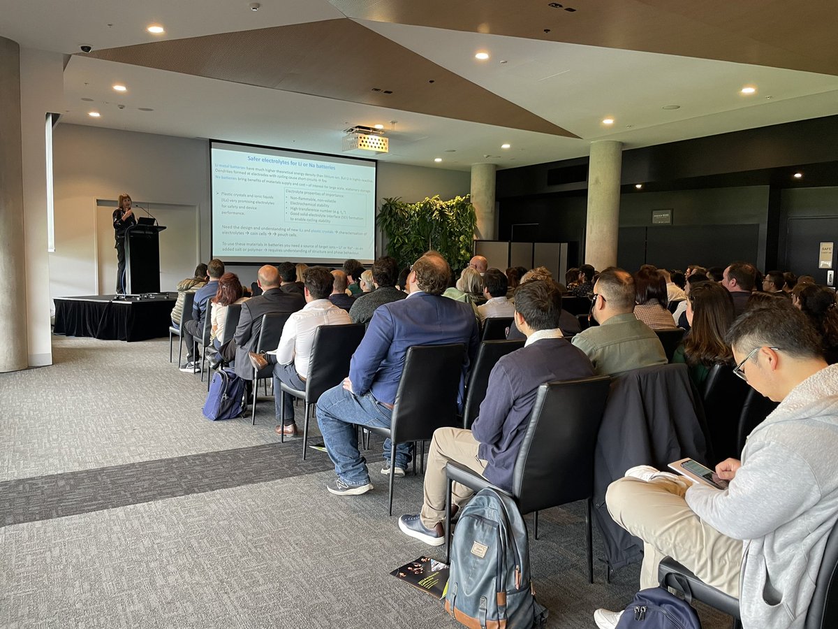 Deakin IFM tweet media