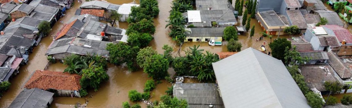 Hear from civil engineering Phd student and SSEAC member, Grace Muir, as she discusses her proposed research journey examining disaster risk creation processes in Indonesia. 

bit.ly/disaster-risk-…

<a href="/Eng_IT_Sydney/">Engineering Sydney Uni</a> #Indonesia #disasterrisk #engineering