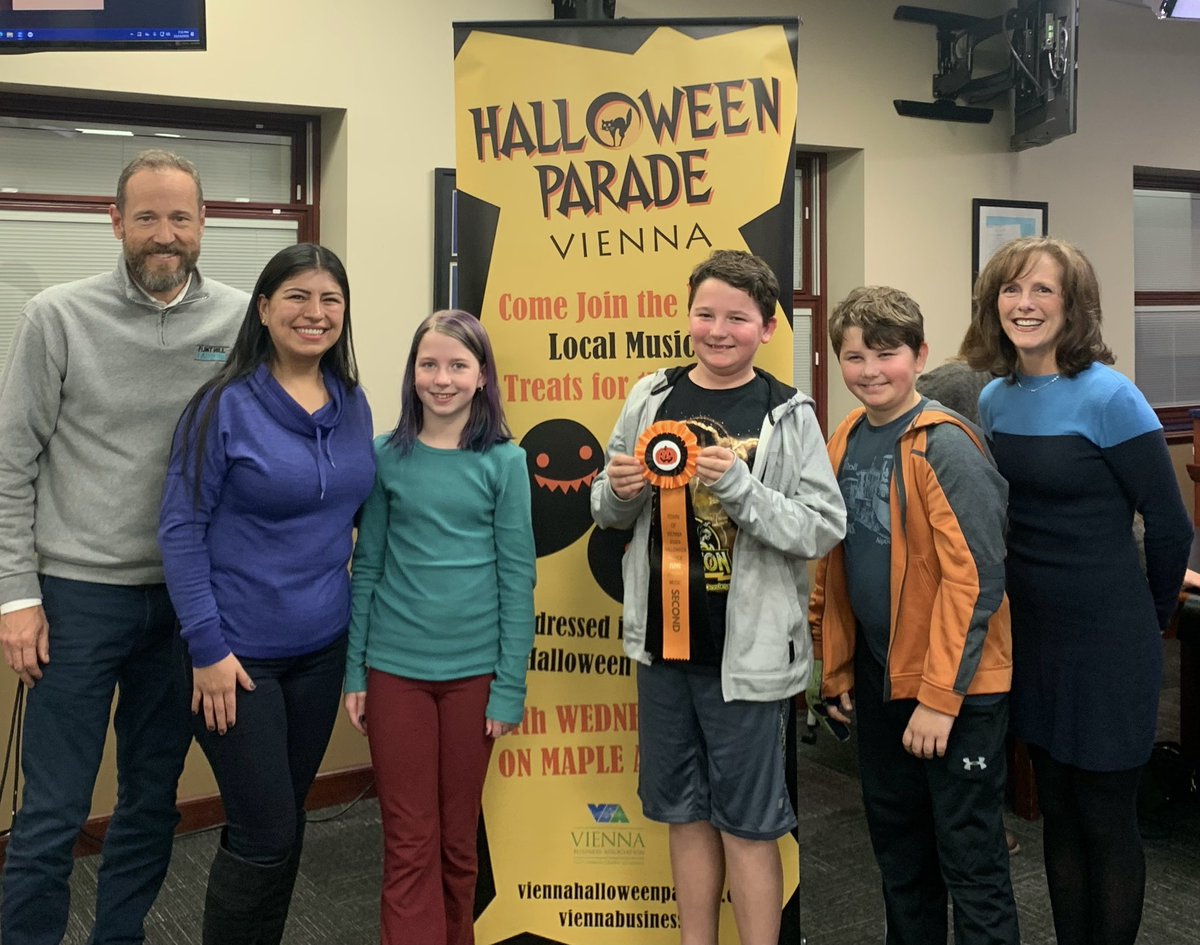 A BIG THANK YOU to all the amazing students, staff and parents of @FlintHillES we did it again and brought another Vienna Halloween Parade ribbon back to the Falcons nest! Thank you town of Vienna for another fantastic parade! @TownofViennaVA