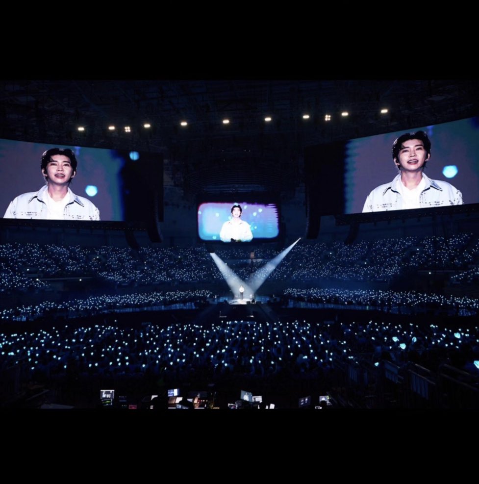 자녀들도 극찬한 임영웅 콘서트 디테일 요소
1.보호자 가족 대기실 마련(feat.소파)
2.분실 티켓 재발급 코너 
3.응원봉 A/S 부스 
4.연세 많은 분들을 위한 12개의 초대형 전광판
5.공연장 내 50개 이상 간이 화장실 설치 

티켓팅이 몰라서 야구장에 못가는 노인분들 이야기만 보다가, 이런 사례를