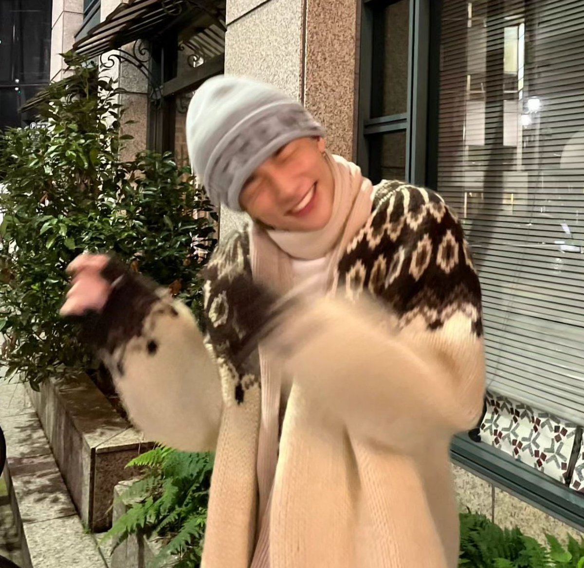 미치겠어....