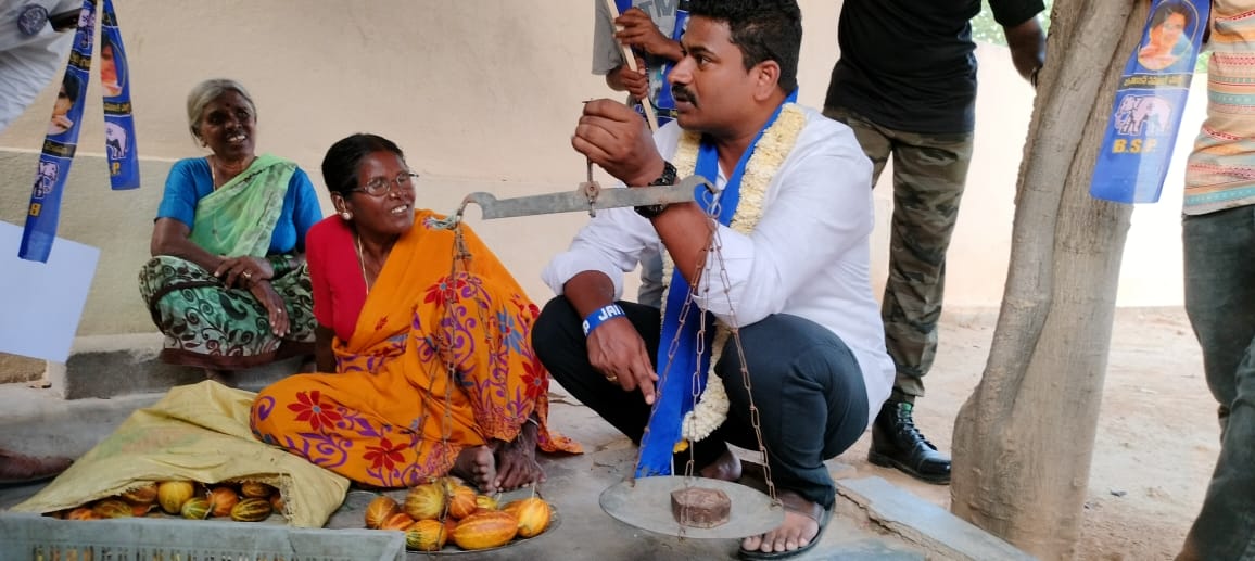 shankarbrs_mngd's tweet photo. @BSP4Munugode
జోరుగా బీఎస్పీ ప్రచారం..
హోరుగా ప్రజల ఆశీర్వాదం 🙏
#ThisTimeElephant
#VoteForElephant
@RSPraveenSwaero
#NextCMRSP
@BITCELL_BSP @BSP4Telangana @PallaviSwaero3 @tonybekkal @VatteJanaiah @venkateshchowan @Voice2Bc
#Munugode https://t.co/6vnyIxhAwk