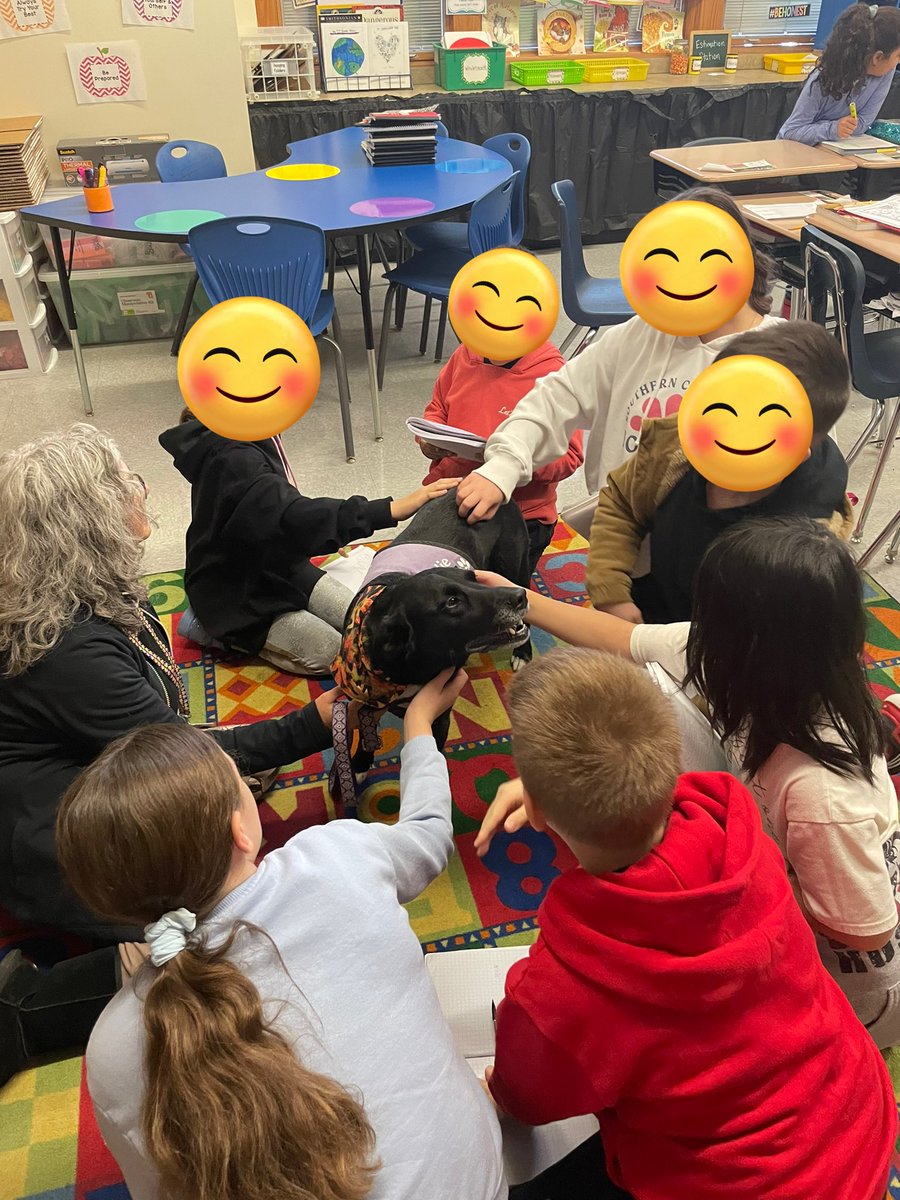 LRcounselors's tweet photo. We had fun reading and doing math with Sadie the therapy dog ! @lloydroadschool https://t.co/mGSesKvSAo