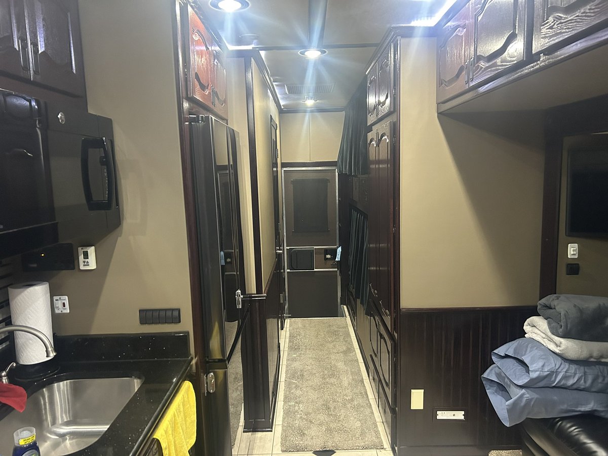 burroughsa74's tweet photo. Reduced to $750,000 https://t.co/cjZuysnybR