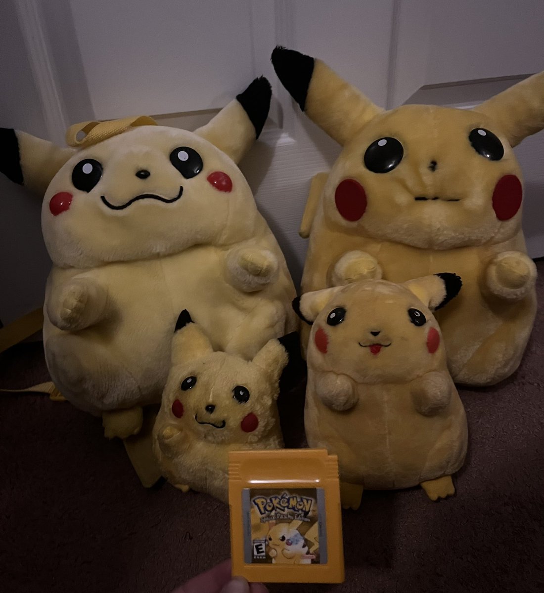 oriole___'s tweet image. My vintage pikachu collection so far &amp;gt;:D