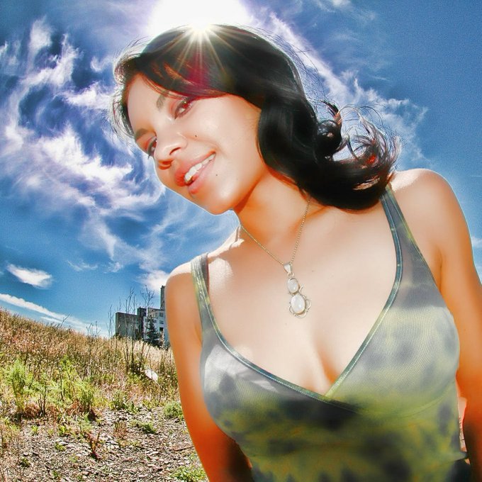 Shop for me: https://t.co/M0jodIT1WT https://t.co/MOIV39SyVW