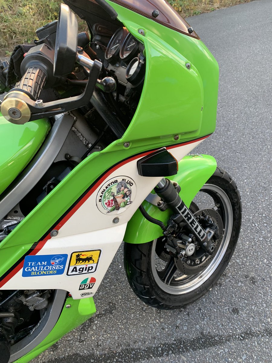 kr250hiro's tweet image. 何か重い？フロントキャリパー引きずり
発覚！😇
DIYで分解掃除めんどい💦やだら汚ね〜🤣笑　とりあえず復活した！😆

＃kr250