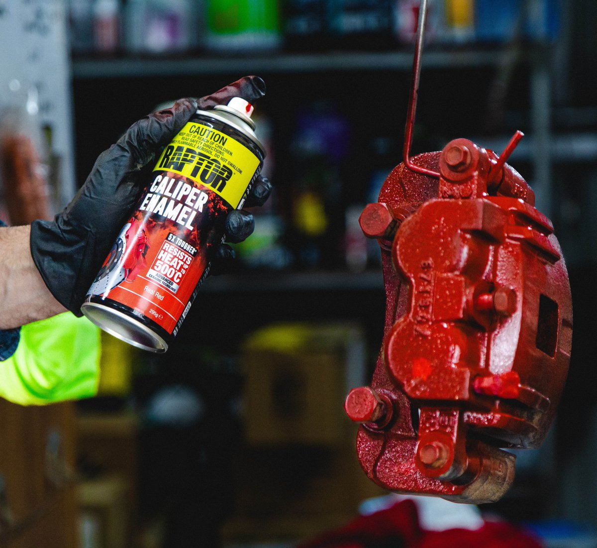 #techtiptuesday 
When using U-POL RAPTOR High Temp Aerosols, invert the can and clean it out between coats.  This will avoid any product clogging up the dip tube.