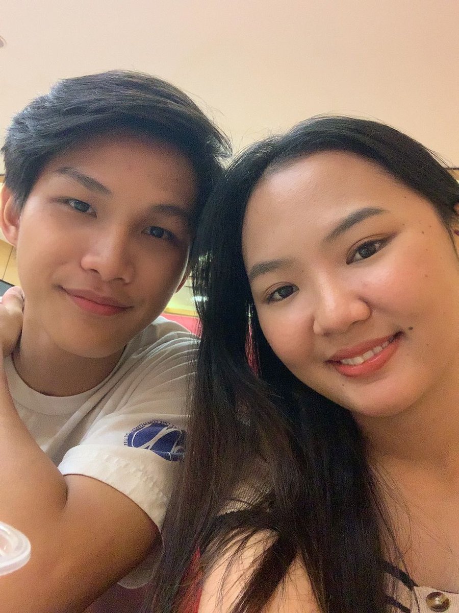 AgleonzG's tweet photo. Best feeling ever is when im with uu 💖 @itsrosaaa02 https://t.co/8KoNWPS5Xa