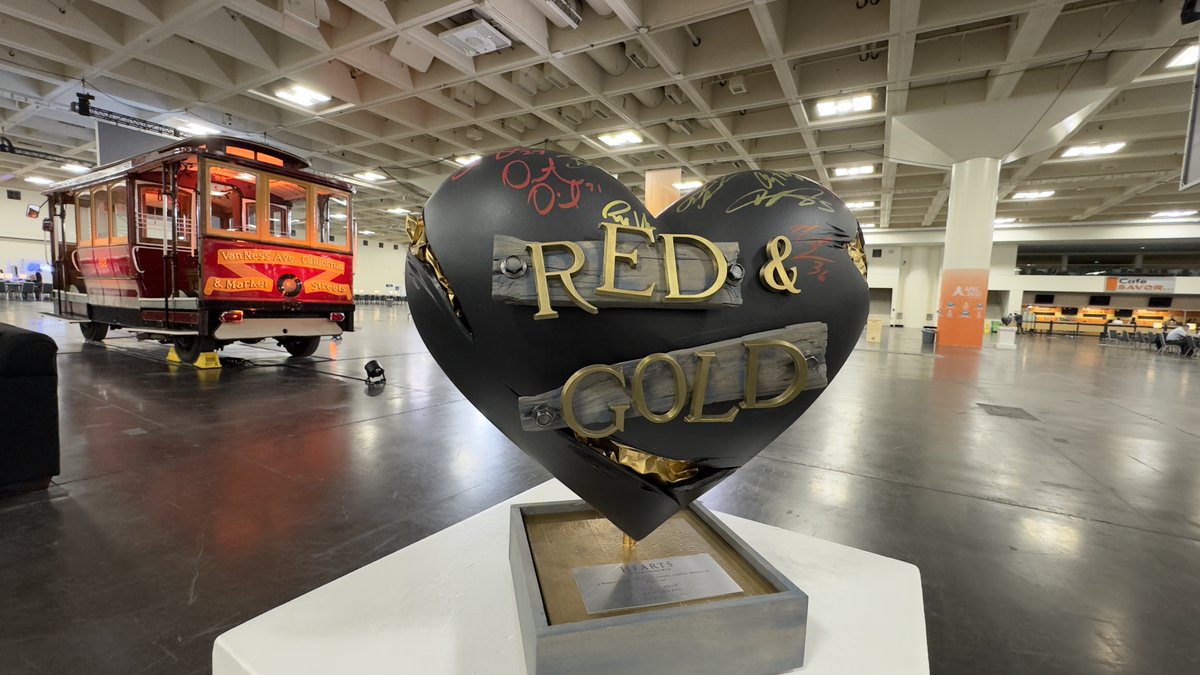NewsBridgeSF's tweet photo. The #HeartsinSanFrancsico campaign began in 2004 when Bay Area artists came together to create &amp; display 131 heart sculptures throughout the city. After auctioning, nearly $3 million in support for @ZSFGCare was raised. Now, it remains a touching annual tradition.
#USAPEC2023 https://t.co/PKKhxnhdrO
