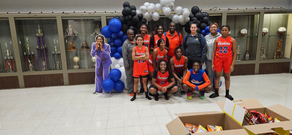 Palm Beach Gardens 
Varsity Girls Basketball 
Preseason Classic 
Working