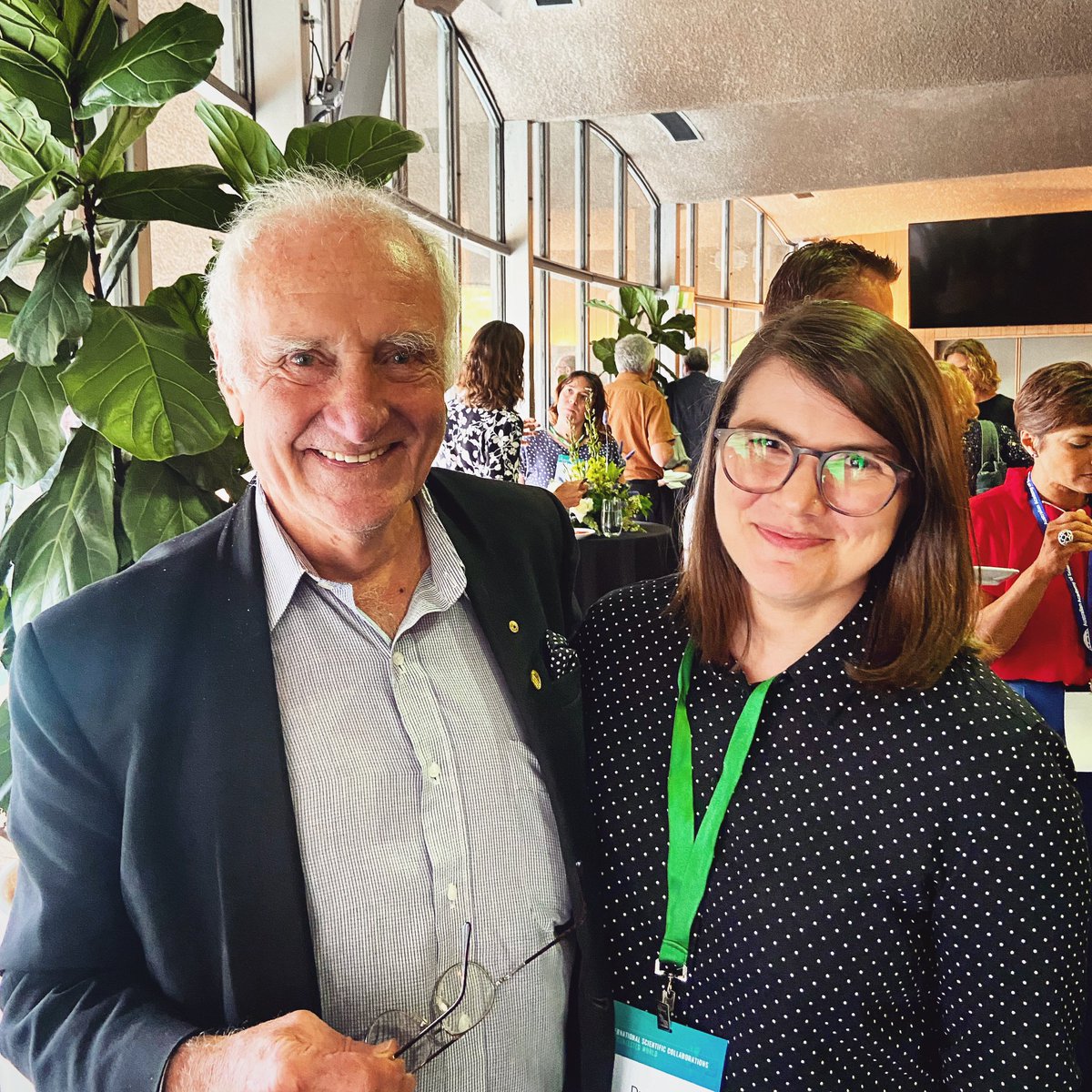 Ahh the ol’ pals you run into at the @ShineDome. Talking Top 100 Scientists over lunch at the #AcademySymposium with Robyn Williams #RWillz ✨