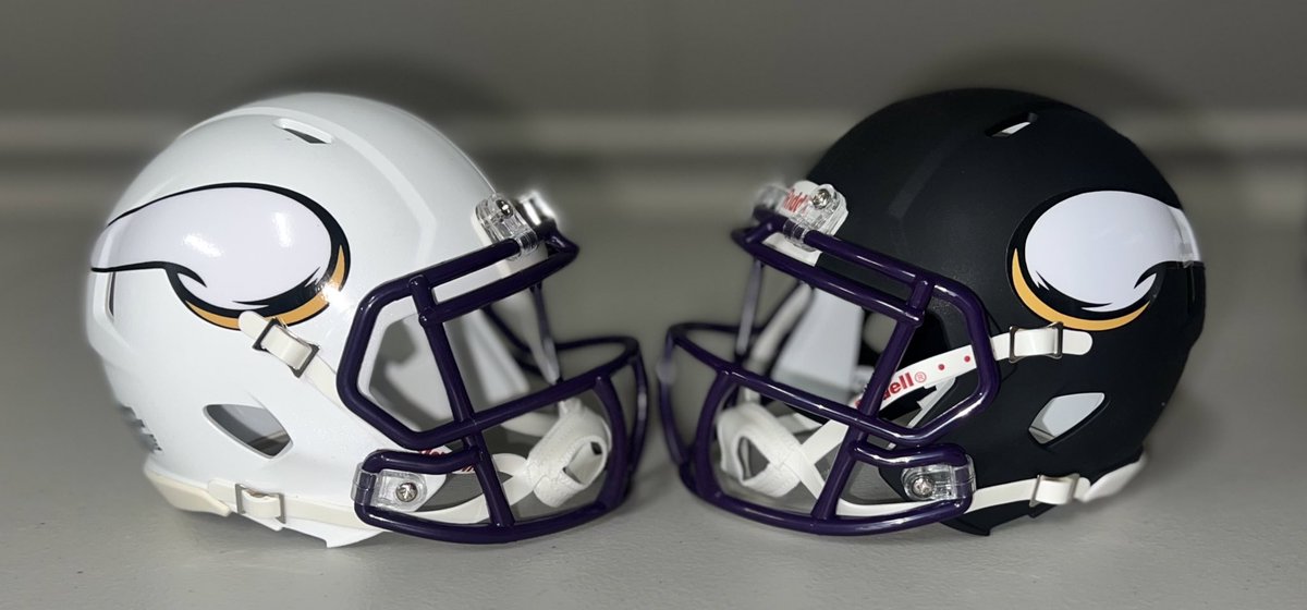 mm_helmets's tweet image. Made some pretty cool Minnesota Viking alternates. #MiniHelmets