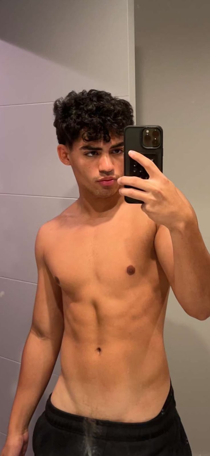 Male nudes (@NudesPumkin)  X