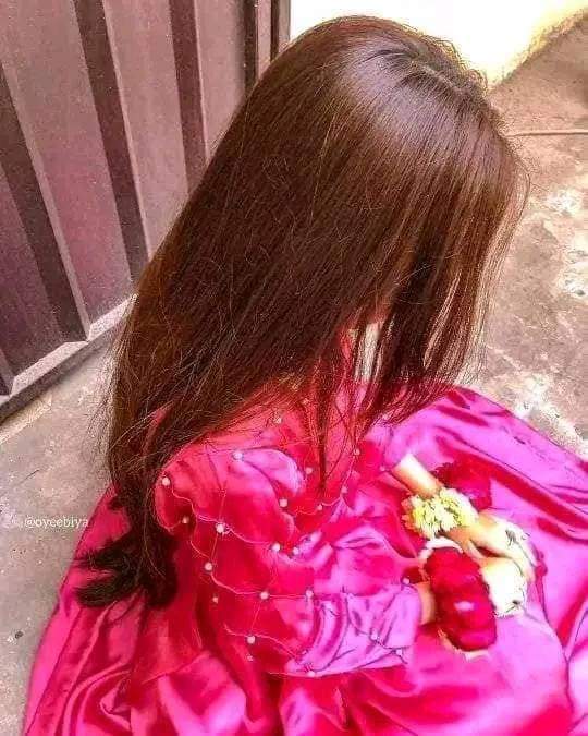 laiba_tabish's tweet photo. وہ جو دل میں قیام کرتے ہیں 
                                                      لائبہ  
پھر وہی جینا حرام کرتے ہیں 💔🔪😣

" گھر کی سب سے سمجھدار بیٹی ہونے کا ٹائیٹل پانے کے باوجود بھی میں نے ایک بے قدرے شخص پر اپنے قیمتی جذبات ضایع کر دِیے! ۔ " 💔
السلام علیکم 💚 https://t.co/pT4XdTUjYK