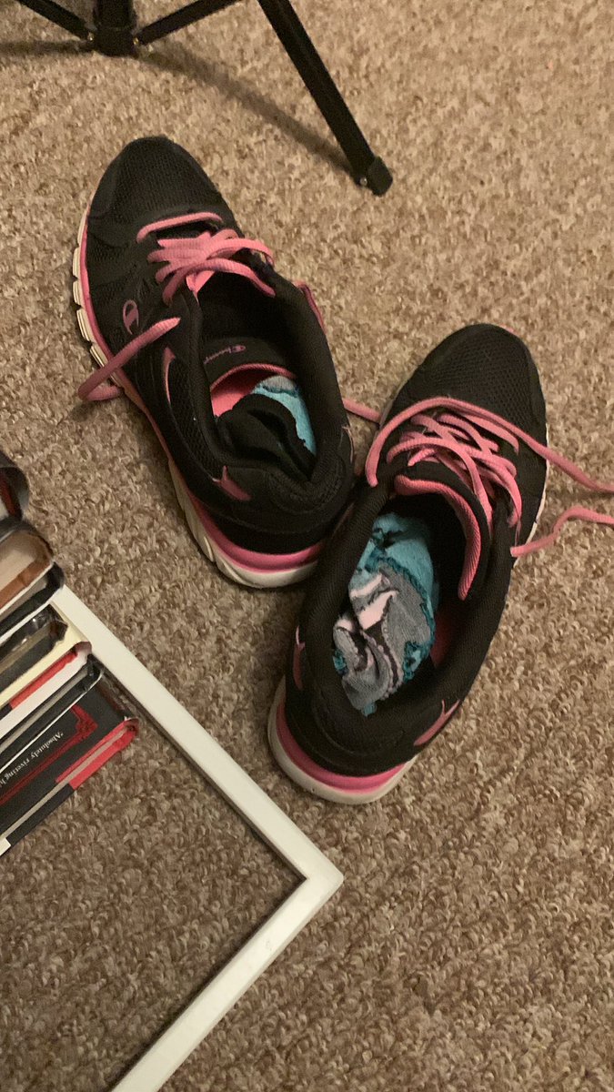 BiblioBerg's tweet photo. I did a workout tonight of learning celiah dancing! I sweated so much! But now I know some Highland dancing steps! #fitness #scottishlass https://t.co/ahv9exr0qz