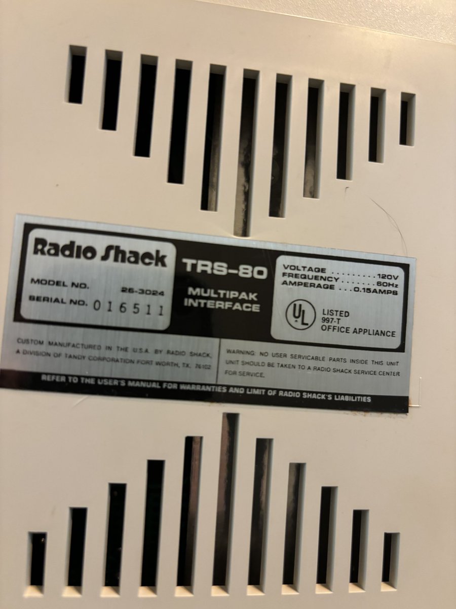 thefredster17's tweet image. Retro gear acquired. MPI and mouse for the TRS-80 coco. #trs80 #colorcomputer
