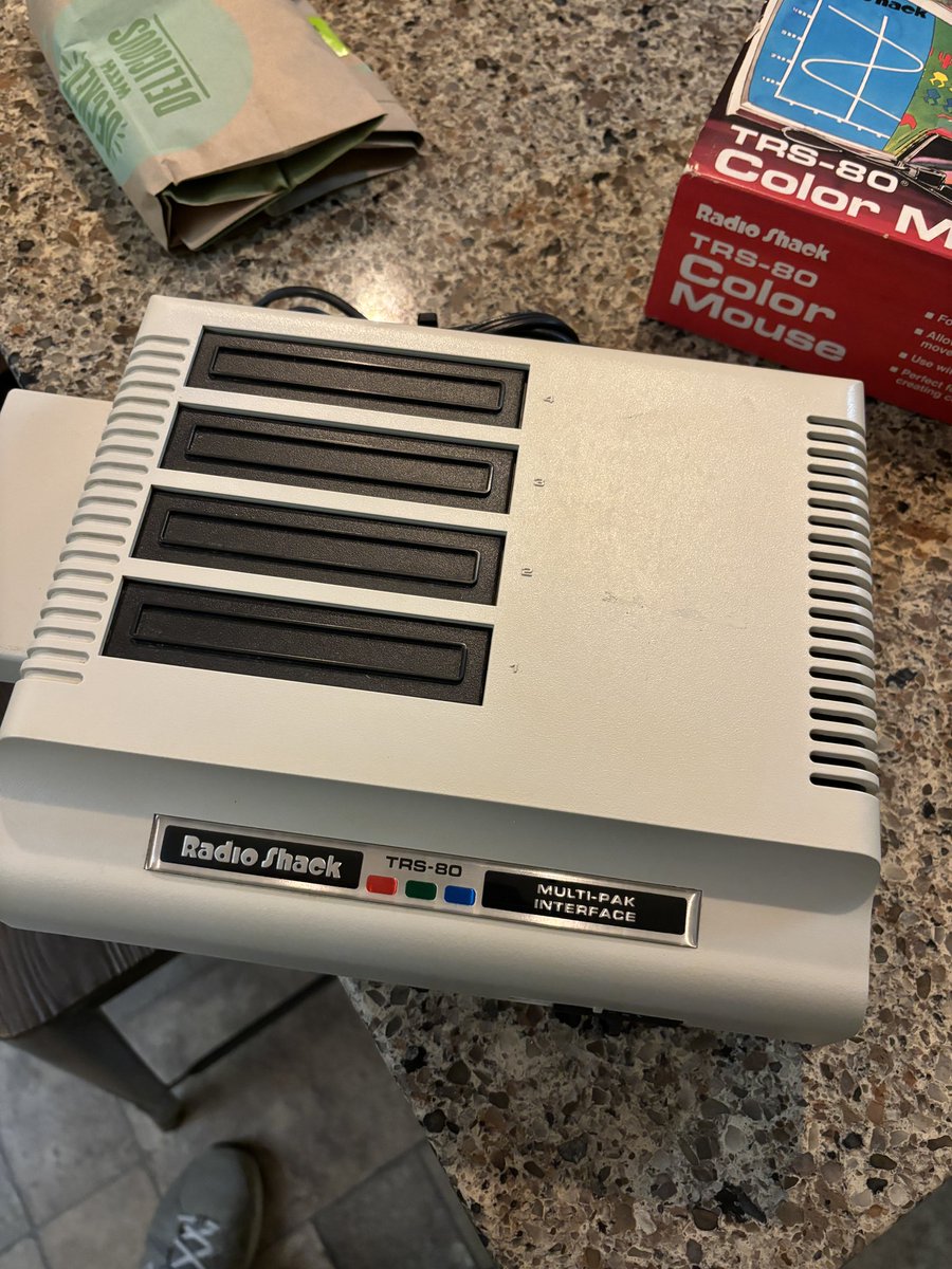 thefredster17's tweet image. Retro gear acquired. MPI and mouse for the TRS-80 coco. #trs80 #colorcomputer