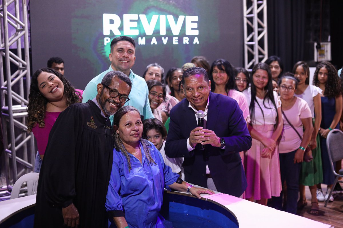 PrLuisGoncalves's tweet photo. O #RevivePrimavera foi concluído com #Batismos emocionantes! Louvado seja Deus! https://t.co/rsMhq2U6wp