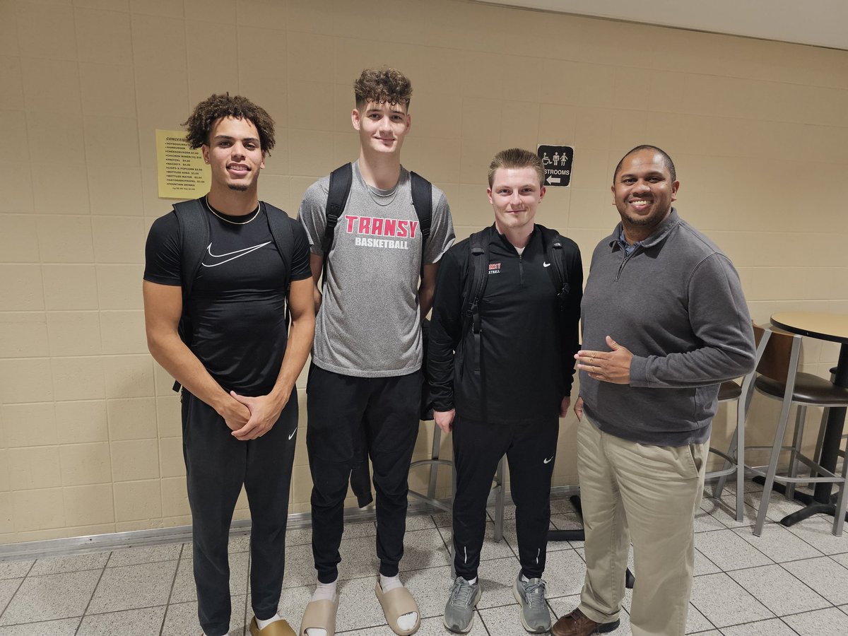 CoachCjackson's tweet photo. Tonight was special! Witnessed three former players shining together at the next level.
As a leader, one of my missions is to prepare young people for their next level. Thrilled to see these men chasing their basketball dreams at Transylvania University.
#V3F6 https://t.co/N57l0camyb
