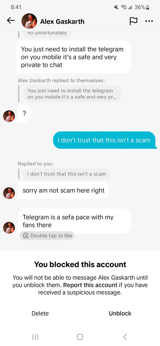 BandObsessdAll's tweet photo. Update this is a Catfish @AlexGaskarth wouldn't ask someone to download sketchy apps also Jo's Grammer was horrible pls report and block https://t.co/CuOrgkQ0Po