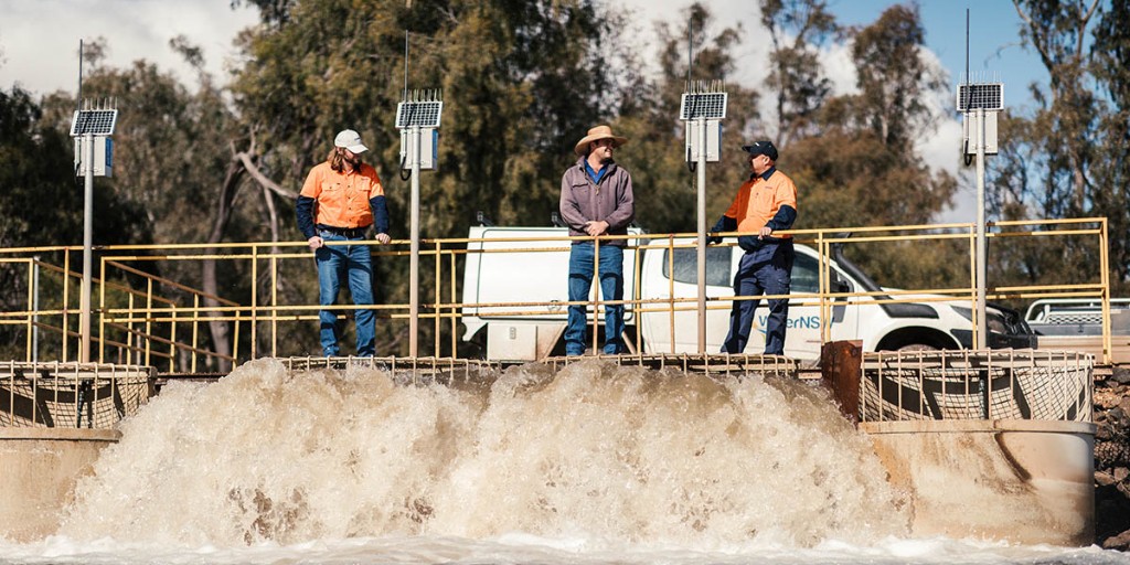 WaterNSW's tweet image. WaterNSW is urging its customers to estimate their water orders as accurately as possible to extend the supply from the state’s major dams as dry conditions cut inflows and an El Nino summer looms. Read more at bit.ly/3MGDni9

#WaterStorage #WaterDelivery
