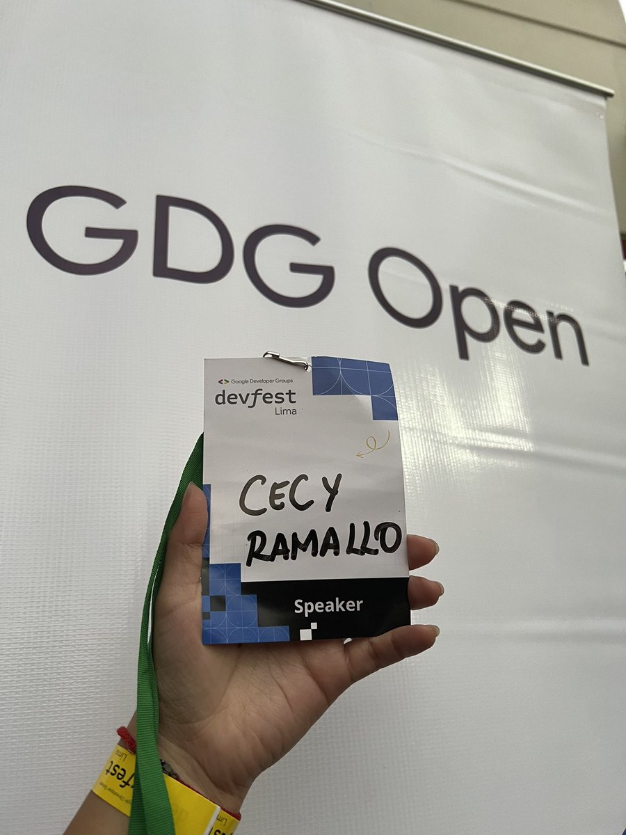 cecyramallo's tweet photo. ¡Increíble experiencia la del sábado pasado en el @DevFestLima 2023! 🇵🇪 

Me encantó hablar de nomadismo digital ante un público con muchas preguntas interesantes.

Gracias a los organizadores, voluntarios, speakers y a mis amigos que fueron a acompañarme 💖 https://t.co/VcTVfC4wxG