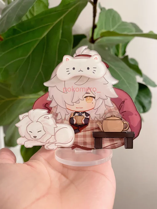 standee debuts! 2/4  yuan yuan's retirement kit  if no one wants to let yuan yuan be happy I WILL! I will single-handedly fund his retirement