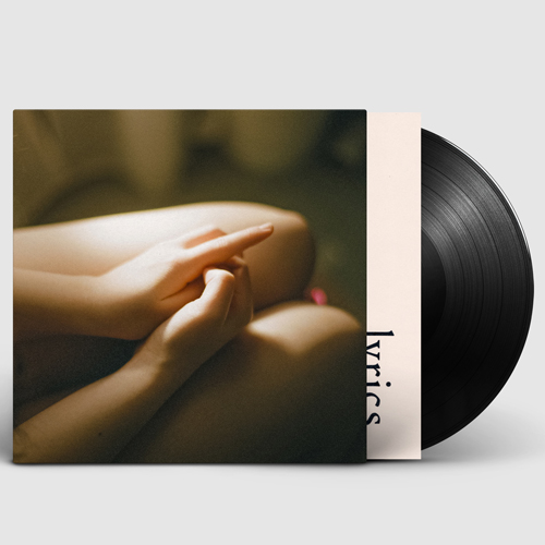 【明日11月15日(水)発売】 
MEISHI SMILE / (PREFACE) 2014 - 2022 (LP)
これまでにリリースした作品群からアンセミックなシンセ・ポップ、シューゲイズ、アンビエント・エレクトロニカに至るまで端正に選曲した12曲入りのコンピレーションがリリース！
fastcutrecords.net/collections/al…