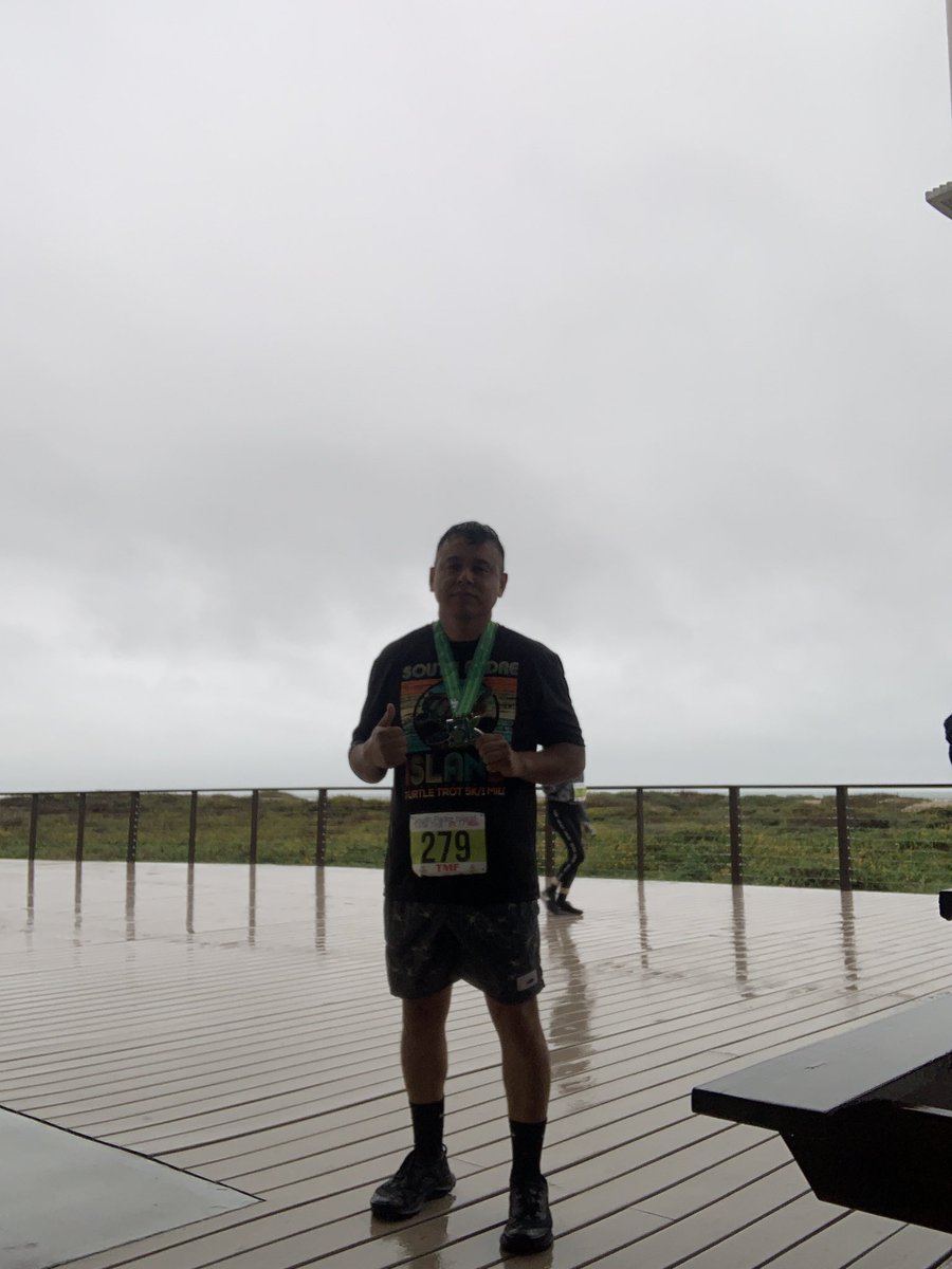 rmorenox2_h's tweet image. Saturday 5k
Sunday 13.1 
Rain or shine , hot or cold