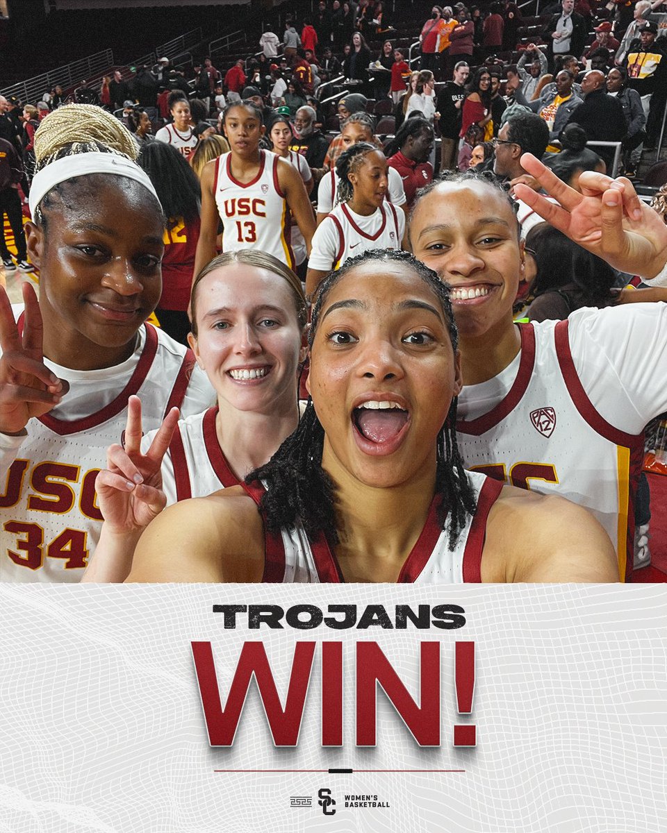 Victory selfie ft. your 3-0 USC Trojans ‼️