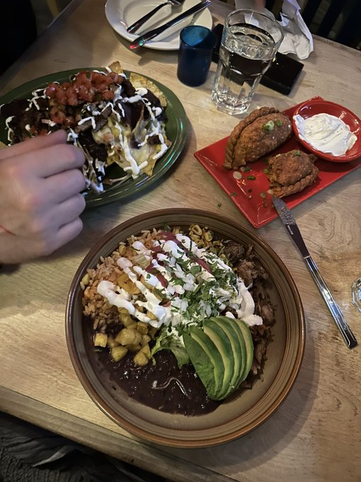 Super awesome little trip to Philly to walk for @ReneeMasoomian and her incredible hand made latex designs<a href="/tag/throwback"class="tags"><span>#throwback</span></a>