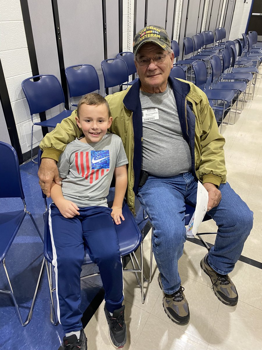MrsAndrasco's tweet photo. Veterans Day at Liberty! Thank you to all that have served and are currently serving! ❤️🤍💙 @Liberty_D135 https://t.co/4WxigylRh6