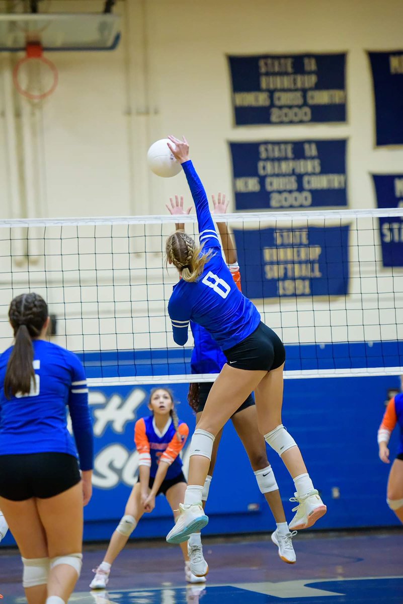 Volleyball:  Wildcat Senior Haley Whitaker has committed to <a href="/flyers_vball/">Sandhills Volleyball</a> (Sandhills) and will sign Monday November 20th at 3:30 in the Media Center.