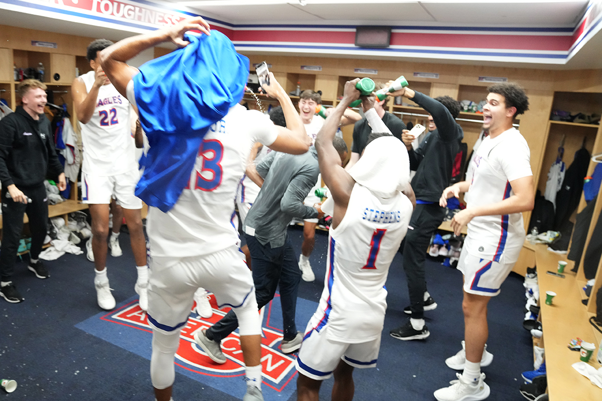 AU_MBasketball's tweet photo. Felt prettttty good to get that one. The postgame ice bath... maybe not quite as good!

We've got some 📸 and some 📝 after a great first win.

Congratulations, @CoachDSimpkins!

➡️ https://t.co/V7vzQccetN https://t.co/43FLwwoA1B